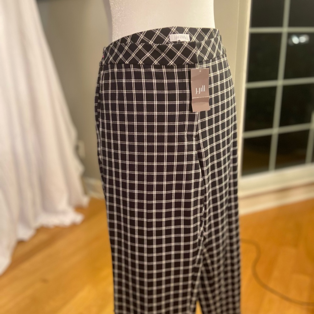 JJill flat front premium bi-stretch pants black and cream